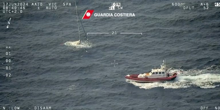 Il naufragio al largo delle coste calabresi del 17 giugno. Per i giornalisti è sempre più difficile poter raccontare quanto avviene nel mar Mediterraneo