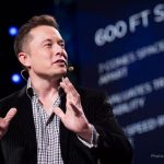 Elon Musk, durante il TED2013 a Palm Beach, in California. Musk è uno dei bro-oligarchi vicini a Trump che avranno più influenza sulle decisioni da prendere sul pianeta.