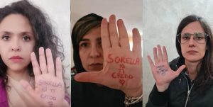 immagine composta da tre donne che mostrano il palmo della mano. Nel palmo c'è scritto "Sorella io ti credo"