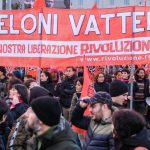 militanti di Sinistra Classe Rivoluzione alla manifestazione non una di meno a Roma il 26 novembre 2022